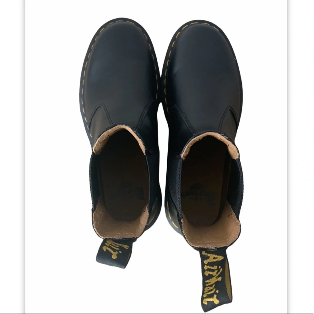 ❌SOLD❌Dr. Martens Chelsea Boot Yellow Stitch - Picture 6 of 8